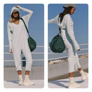 NWT, "Long sleeve hot shot onsie", By, "Free People Movement" 💙